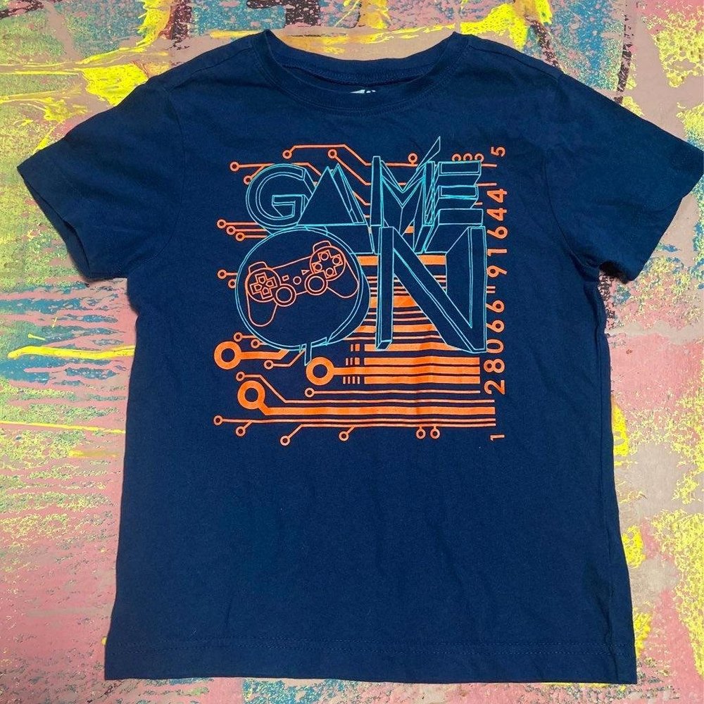 Crazy 8 size 5/6 gaming tee - like new condition